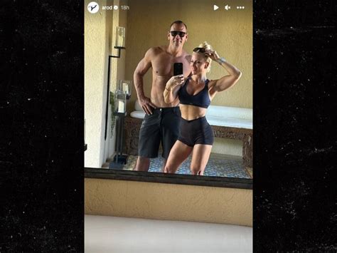 Alex Rodriguez Shares Shredded Shirtless Photo W/ Fitness。